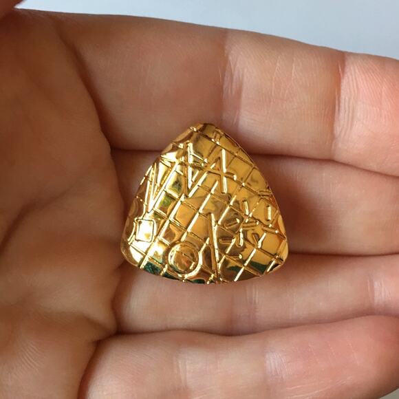 Abstract design triangle bright gold tone clip on earrings - Picture 9 of 11